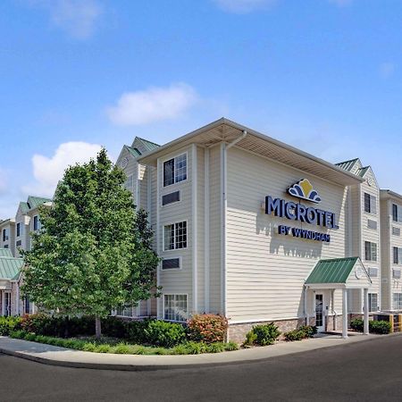 Microtel Inn & Suites By Wyndham Indianapolis Airport Экстерьер фото