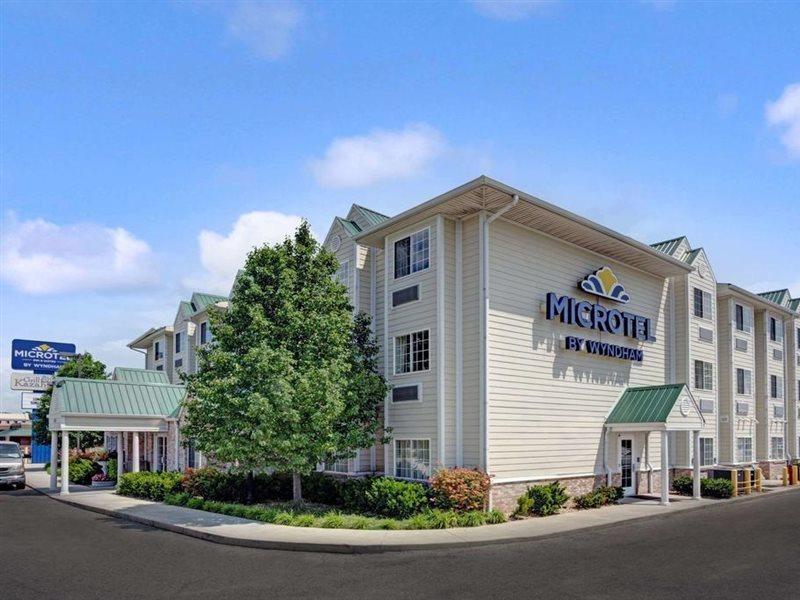 Microtel Inn & Suites By Wyndham Indianapolis Airport Экстерьер фото