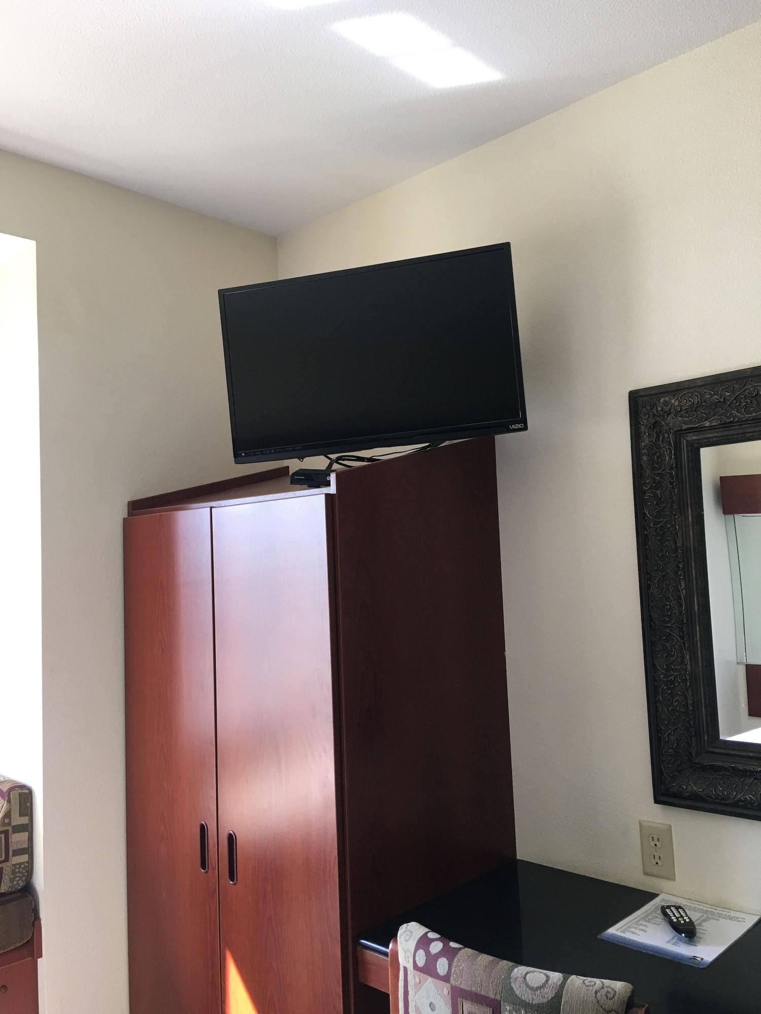 Microtel Inn & Suites By Wyndham Indianapolis Airport Экстерьер фото